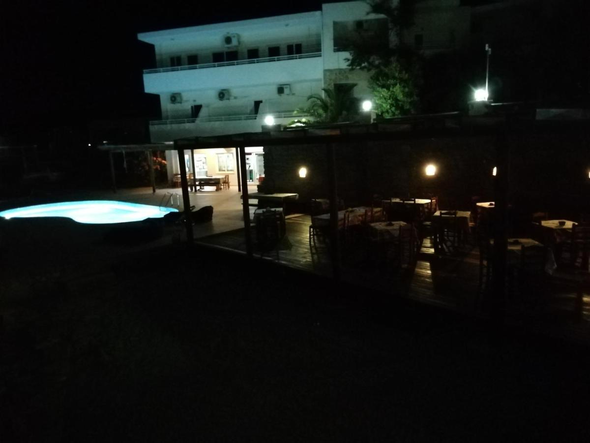 Hill Of Calm Hotel Triopetra Exterior foto