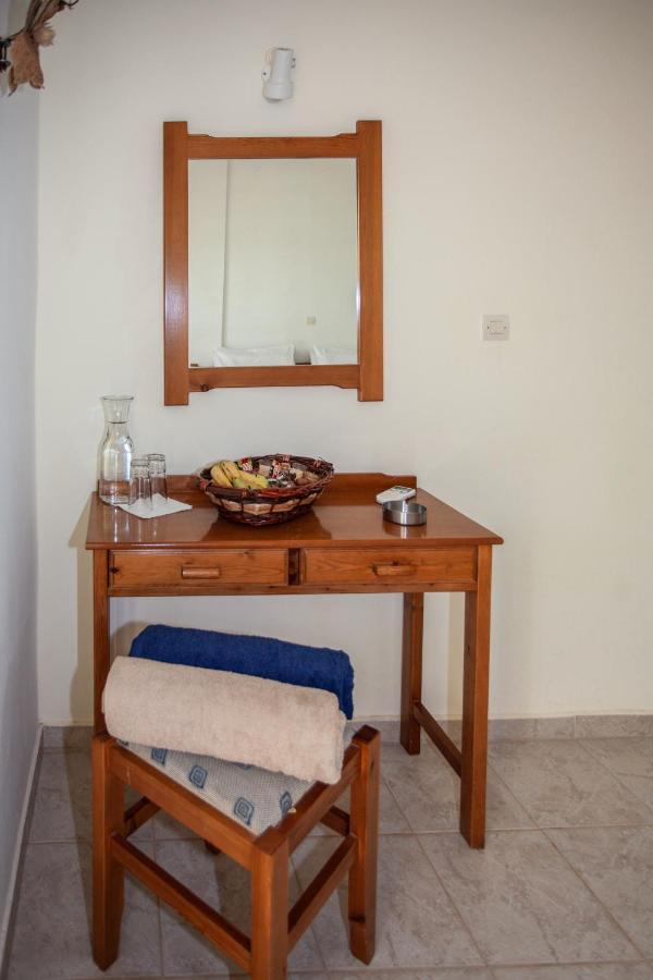 Hill Of Calm Hotel Triopetra Exterior foto