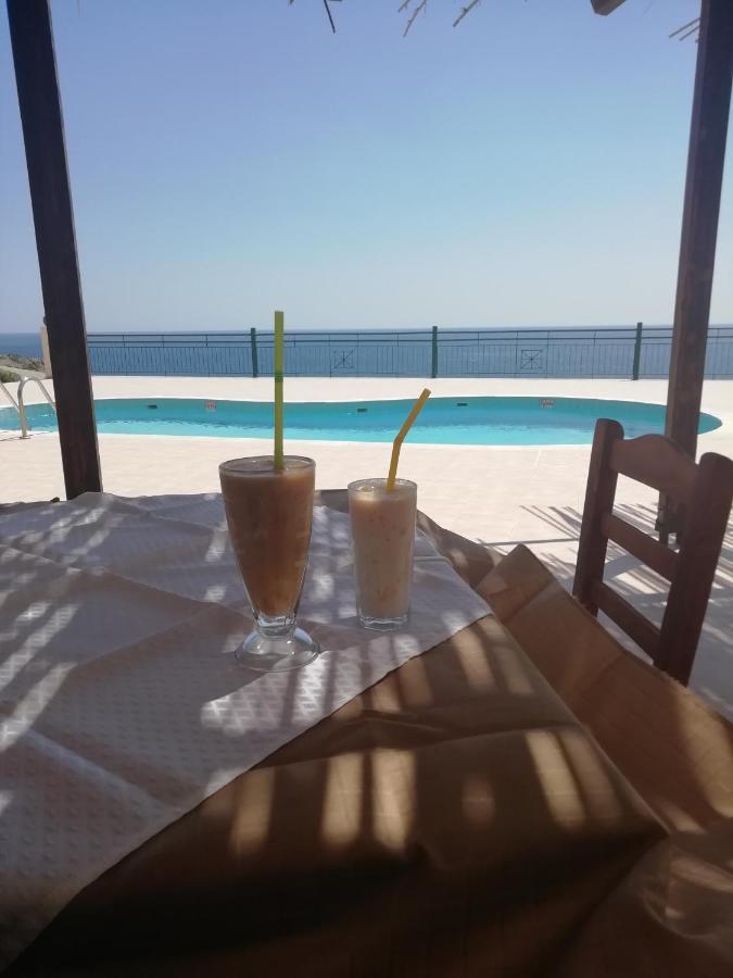 Hill Of Calm Hotel Triopetra Exterior foto